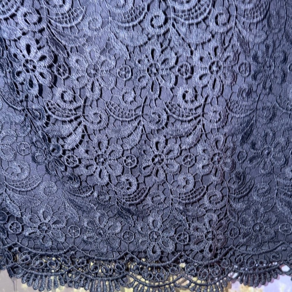 Uniqlo Dark Blue Lace Top XS - Picture 3 of 5